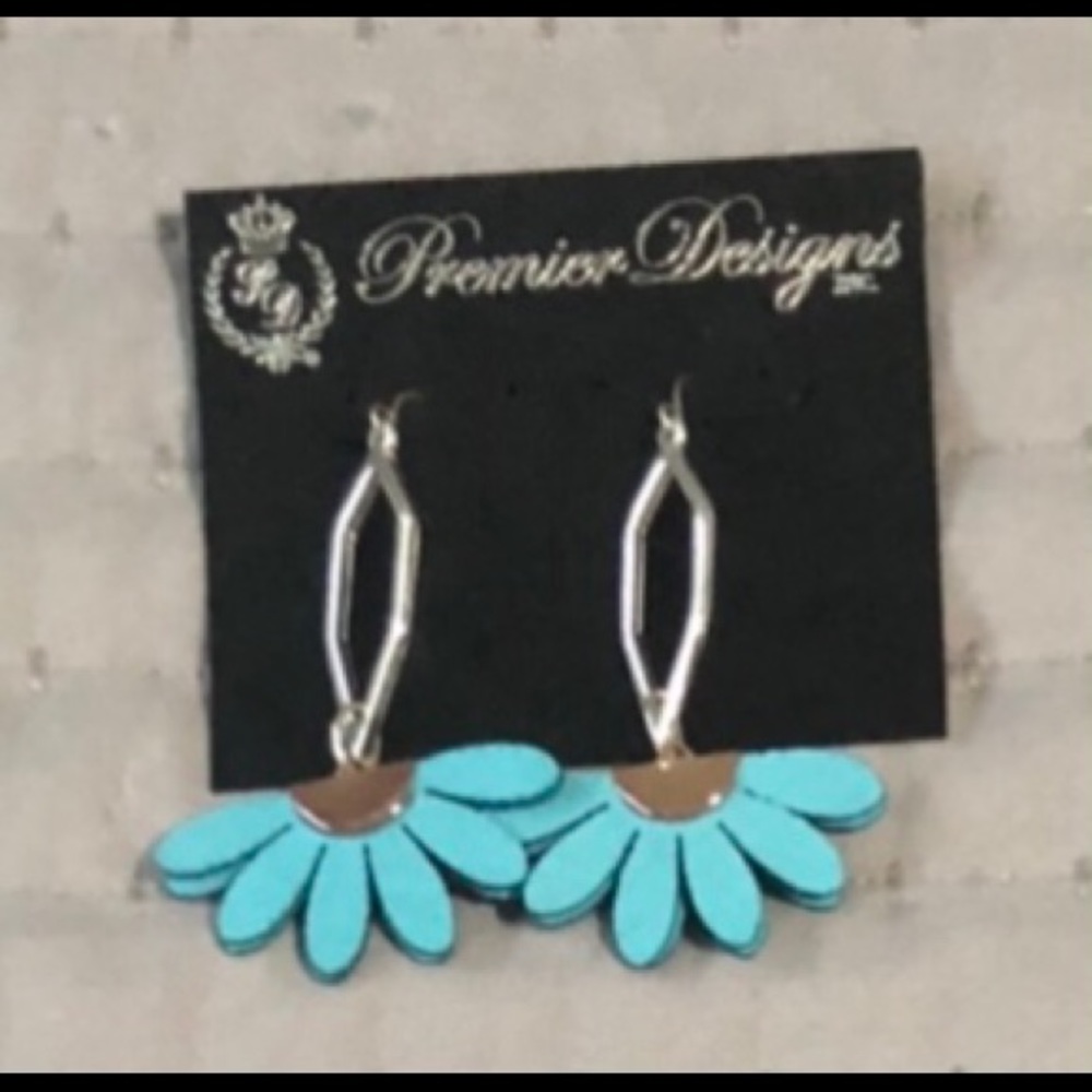 In Bloom Premier Designs Earrings